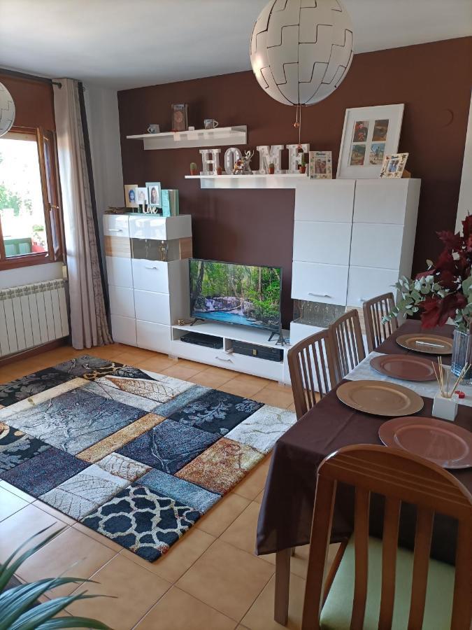 Appartement Habitación con vistas en Bádames compartido el piso con el propietario y otros huéspedes Extérieur photo
