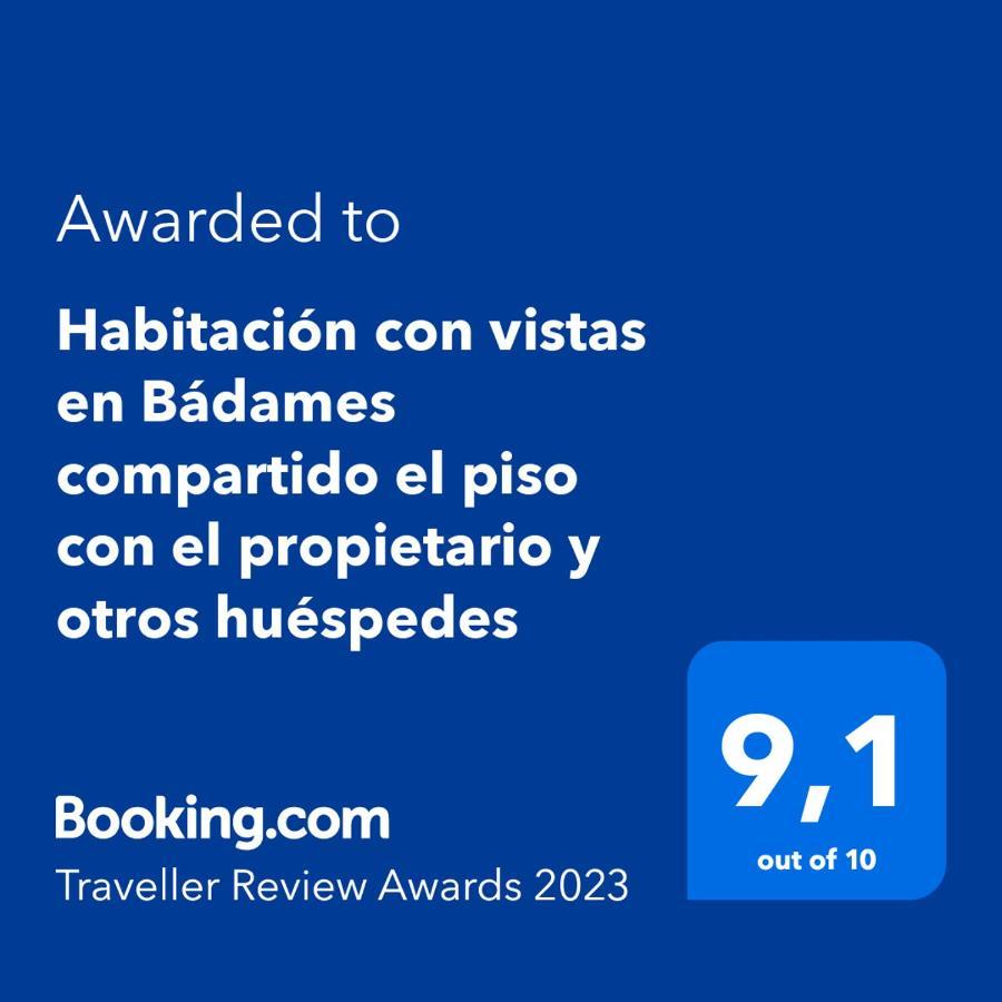 Appartement Habitación con vistas en Bádames compartido el piso con el propietario y otros huéspedes Extérieur photo