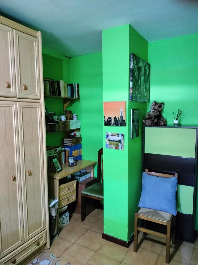 Appartement Habitación con vistas en Bádames compartido el piso con el propietario y otros huéspedes Extérieur photo